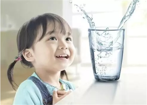 净水器-健康饮水.png